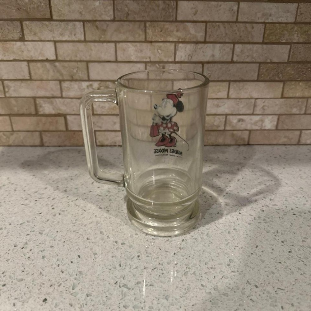 1970s Walt Disney glass mugs G4 - Picture 5 of 5